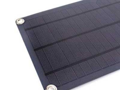太阳能板是什么材质（太阳能板是什么材质带电带磁吗）