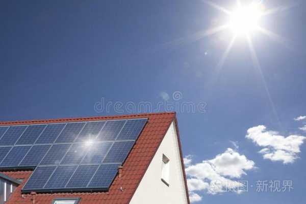 为什么太阳能在屋顶（太阳能屋顶上为什么会冒热气）