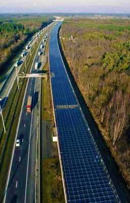 高速路太阳能是什么（高速路边的太阳能板是测什么的）